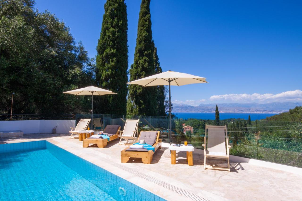 Odyssey Villas Kassiopi Exterior photo